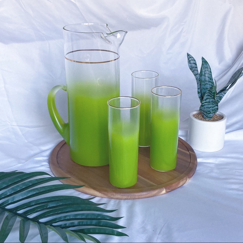 Vintage Olive Green Blendo Pitcher and Glasses (3)